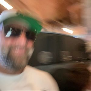 Meet your Posher, Robert